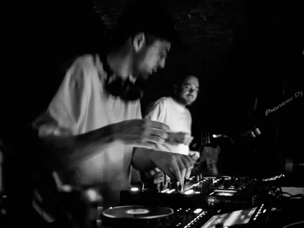 Soirée SLC 7 au Barrio, DJ set